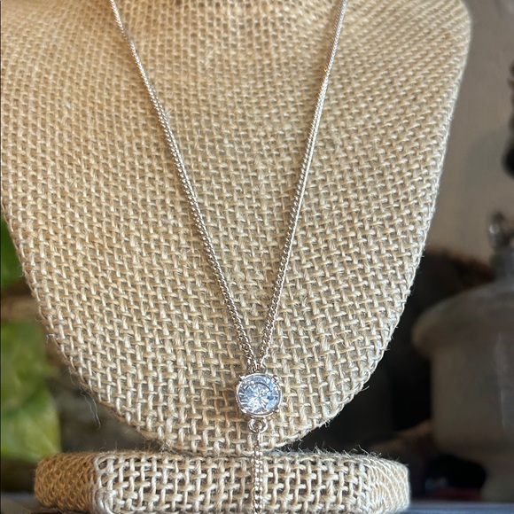 LC Lauren Conrad Gold Tone Necklace with rhinestone Pendant - Picture 5 of 9